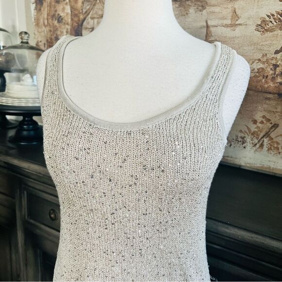 Matty M Sparkly Light Gray Sequin Shell size Medium - Picture 2 of 5